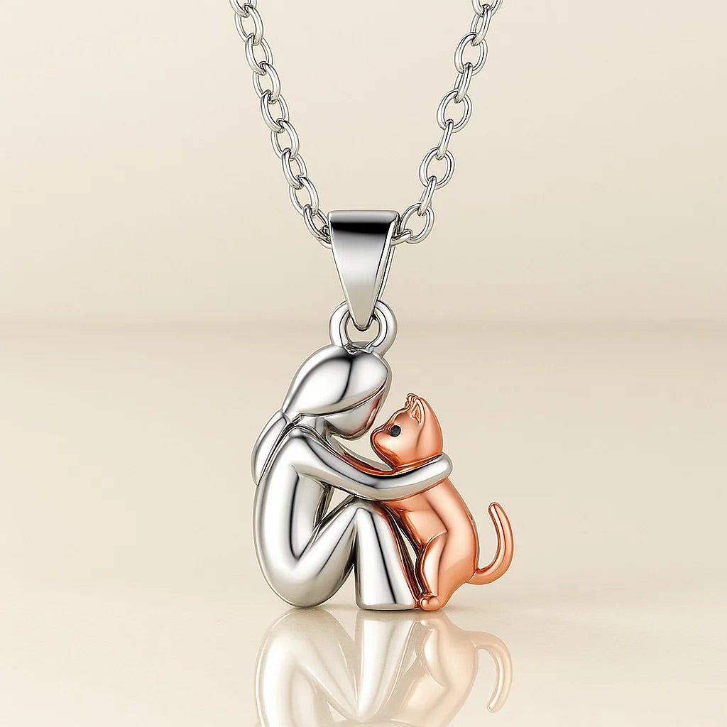 Elegant Embrace Pendant Necklace – Stylish Jewelry