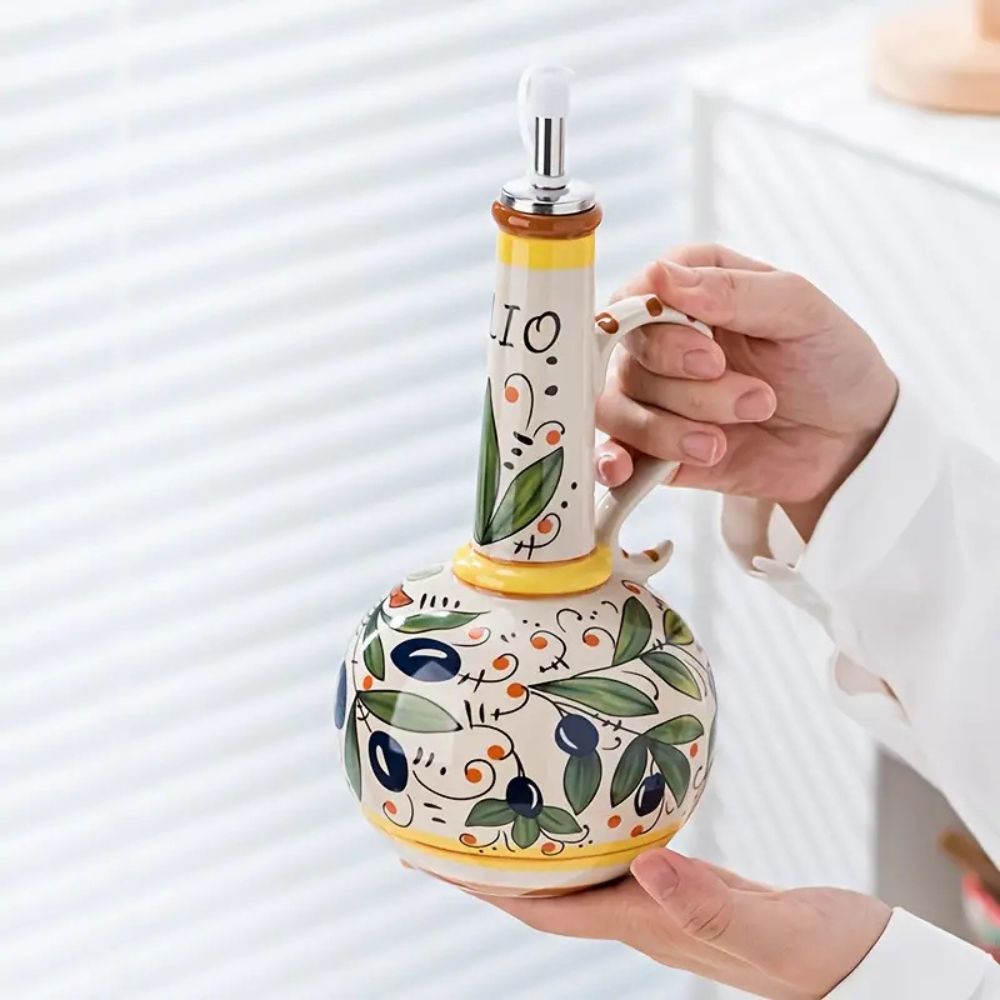 Elegant Ceramic Oil Drizzler for Effortless Serving