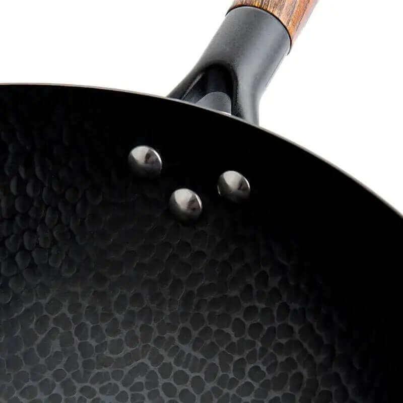Handcrafted Iron Wok – High Quality with Wooden Lid