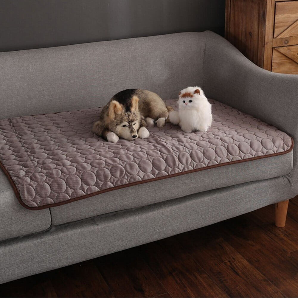 Cooling Mat for Pets | Heat-Absorbing Pad for Relaxed Animals