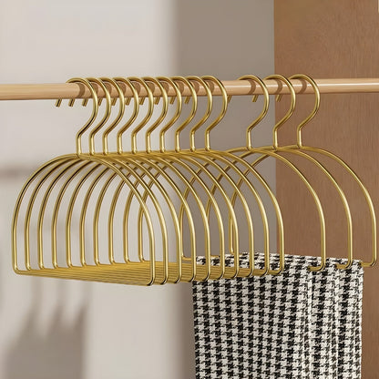 Elegant Curved Scarf Organizer | Set of 4 Space-Saving Hangers