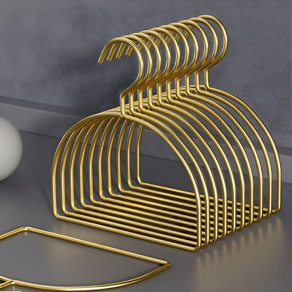 Elegant Curved Scarf Organizer | Set of 4 Space-Saving Hangers