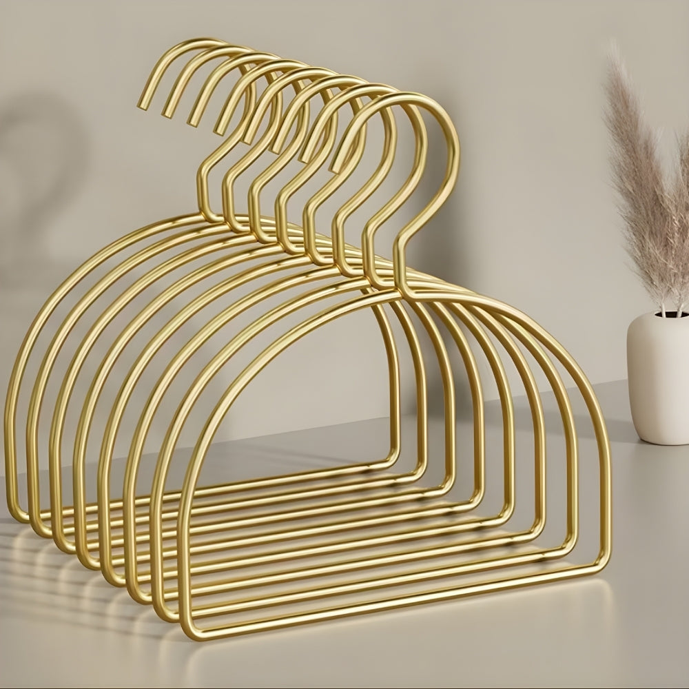 Elegant Curved Scarf Organizer | Set of 4 Space-Saving Hangers