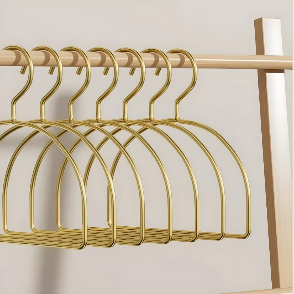 Elegant Curved Scarf Organizer | Set of 4 Space-Saving Hangers