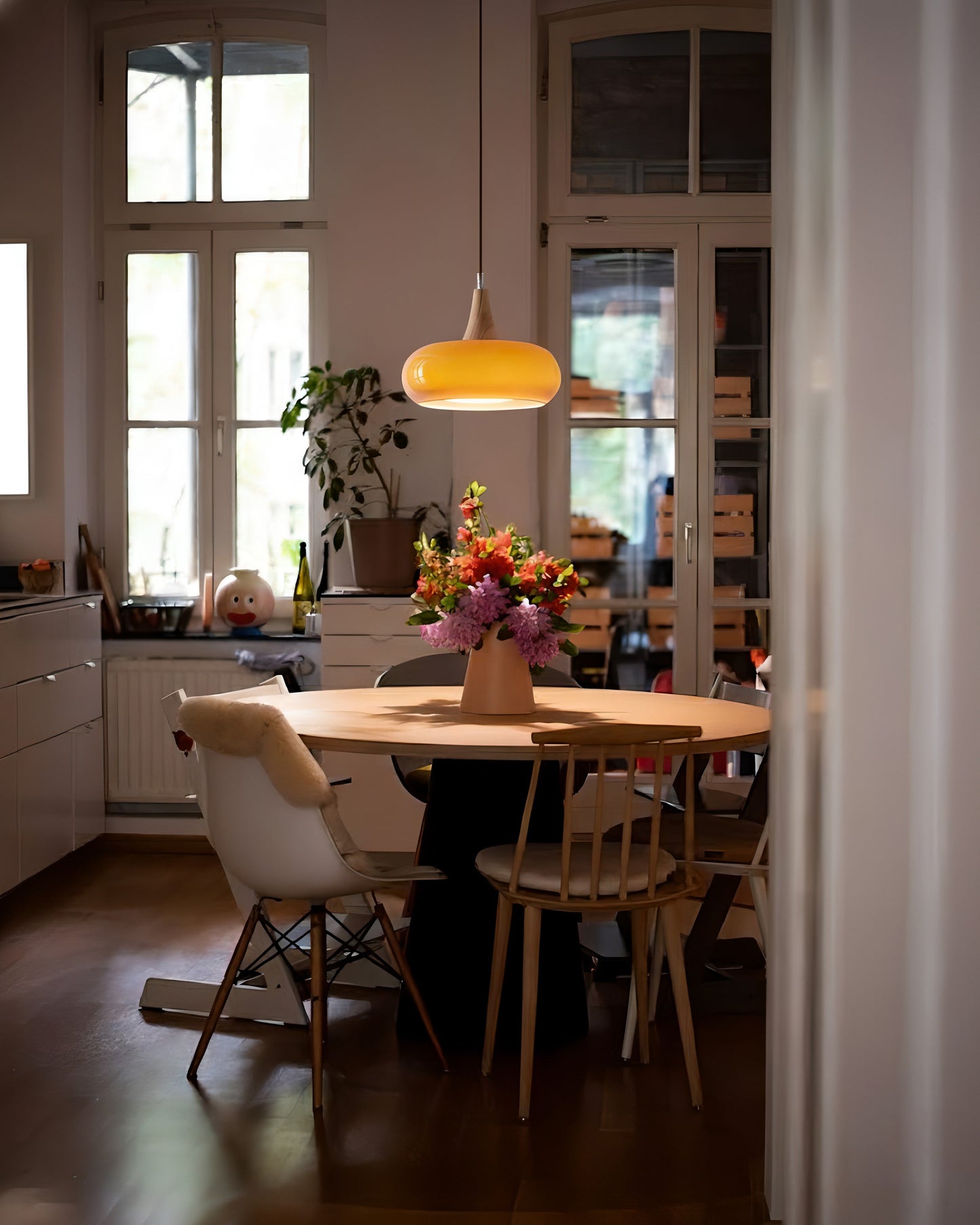Pendant Light Fixture in Elegant Design