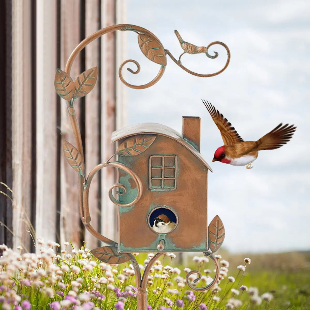 Charming Metal Birdhouse Garden Stake for Outdoor Elegance