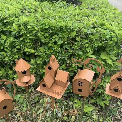 Charming Metal Birdhouse Garden Stake for Outdoor Elegance