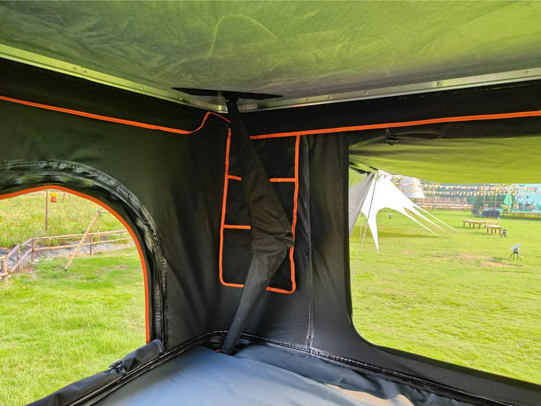 Aluminum Roof Tent - Compact and Lightweight Design