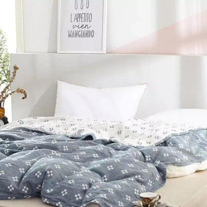 Three-Layer Gauze Blanket with Geometric Diamond Design