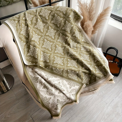 Chic Vintage-Inspired Fleece Wrap Scarf