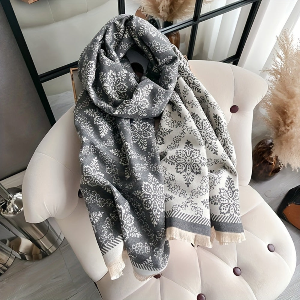 Chic Vintage-Inspired Fleece Wrap Scarf
