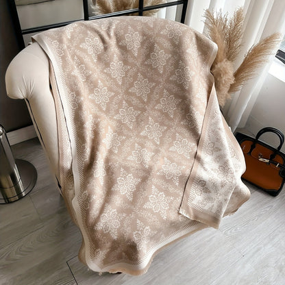 Chic Vintage-Inspired Fleece Wrap Scarf