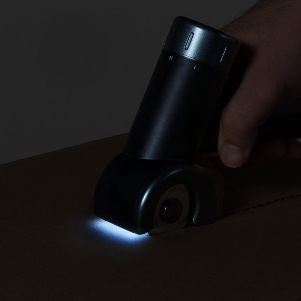 Cordless Cutting Tool – Rechargeable and Efficient