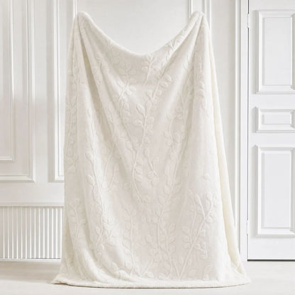Chic Leaf Design Plush Blanket for Ultimate Comfort