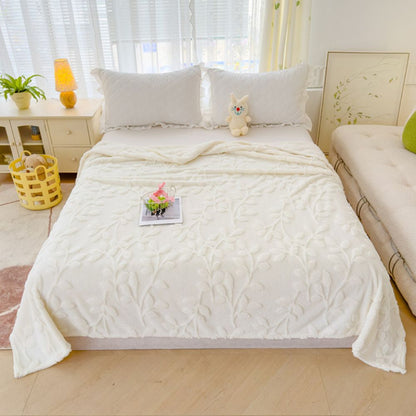 Chic Leaf Design Plush Blanket for Ultimate Comfort