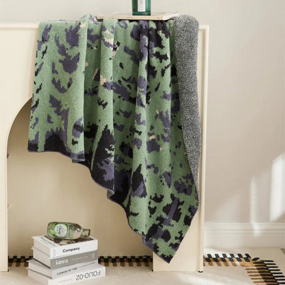 Nature's Embrace: Cozy Knit Throw Blanket for Every Occasion