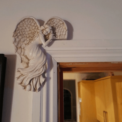 Resin Door Frame Decoration with Angel Wings