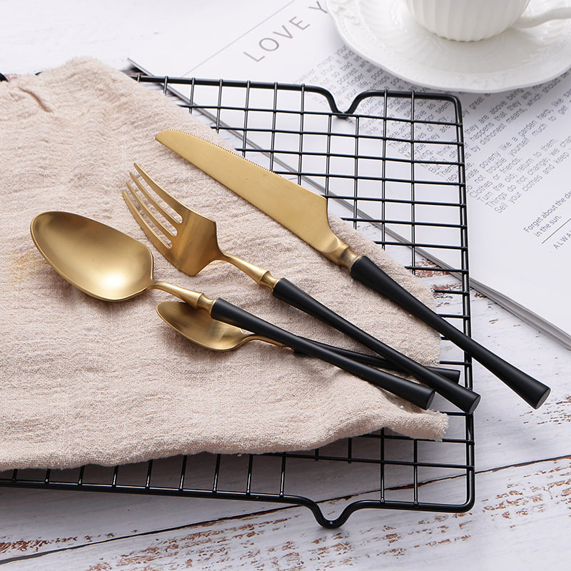 24-Piece Set of Stylish Stainless Steel Cutlery