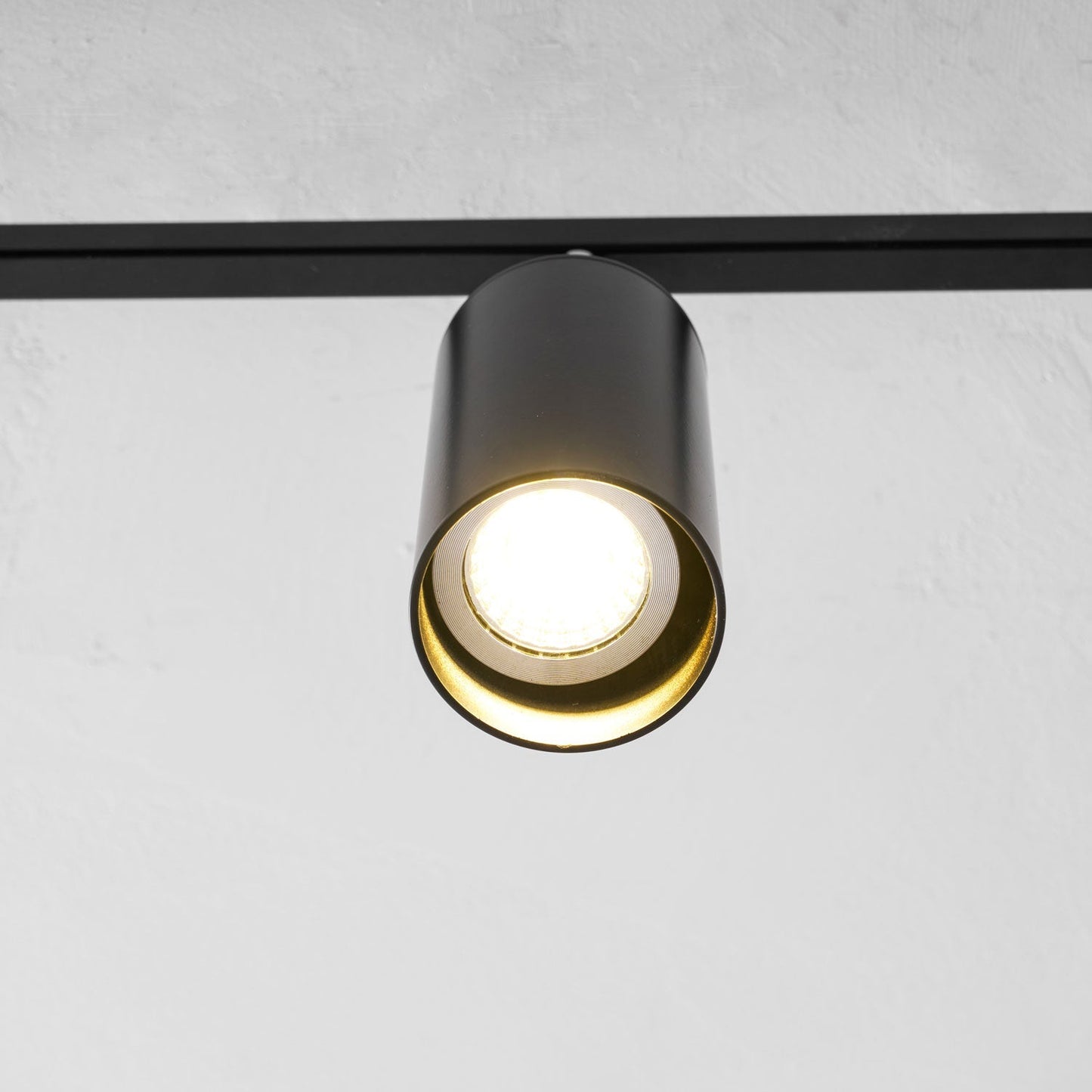 Modern Interior Adjustable Ceiling Lighting Solutions
