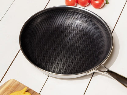 Ceramic Hybrid Frying Pan – Non-Stick Surface Safe for Metal Utensils
