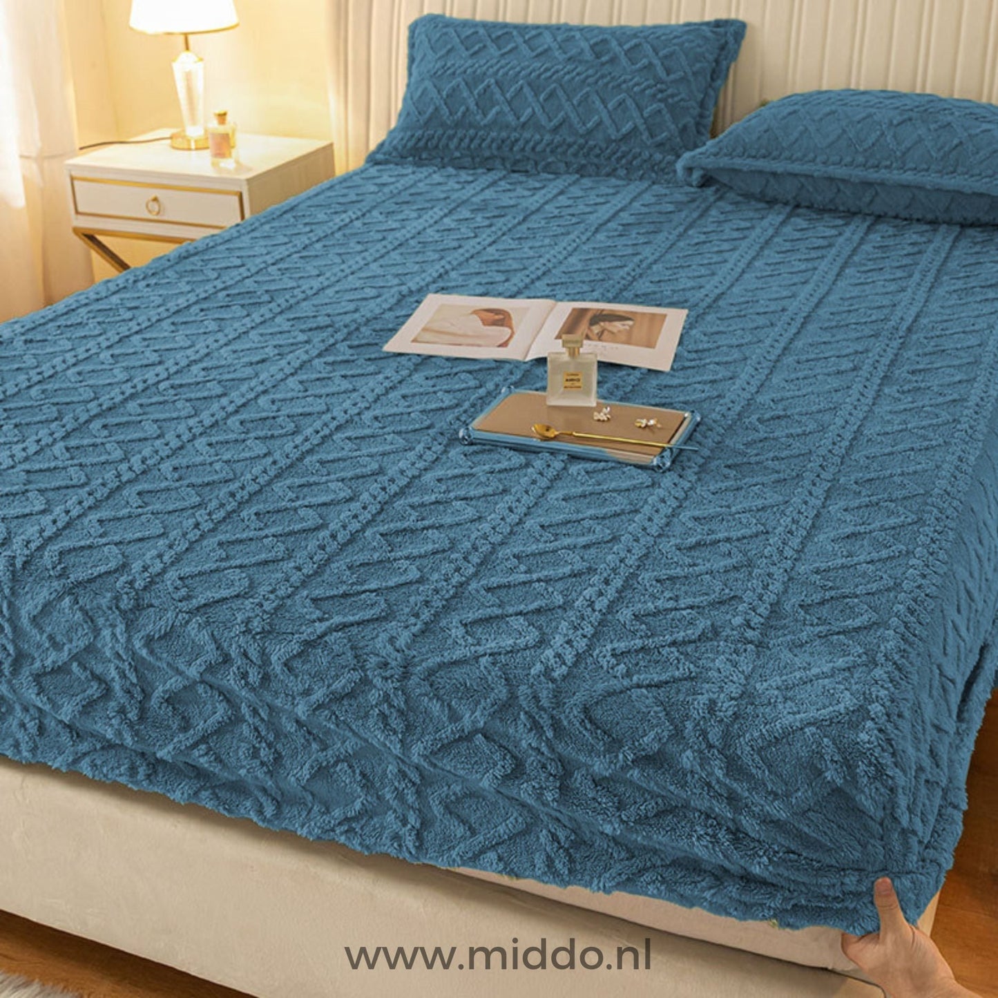 Fleece Sheet Set with Free Pillow Covers - Soft and Comfortable