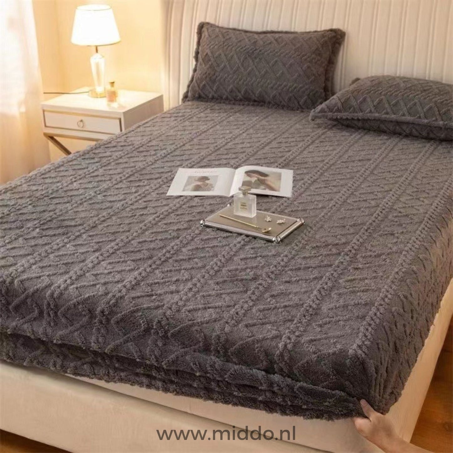 Fleece Sheet Set with Free Pillow Covers - Soft and Comfortable