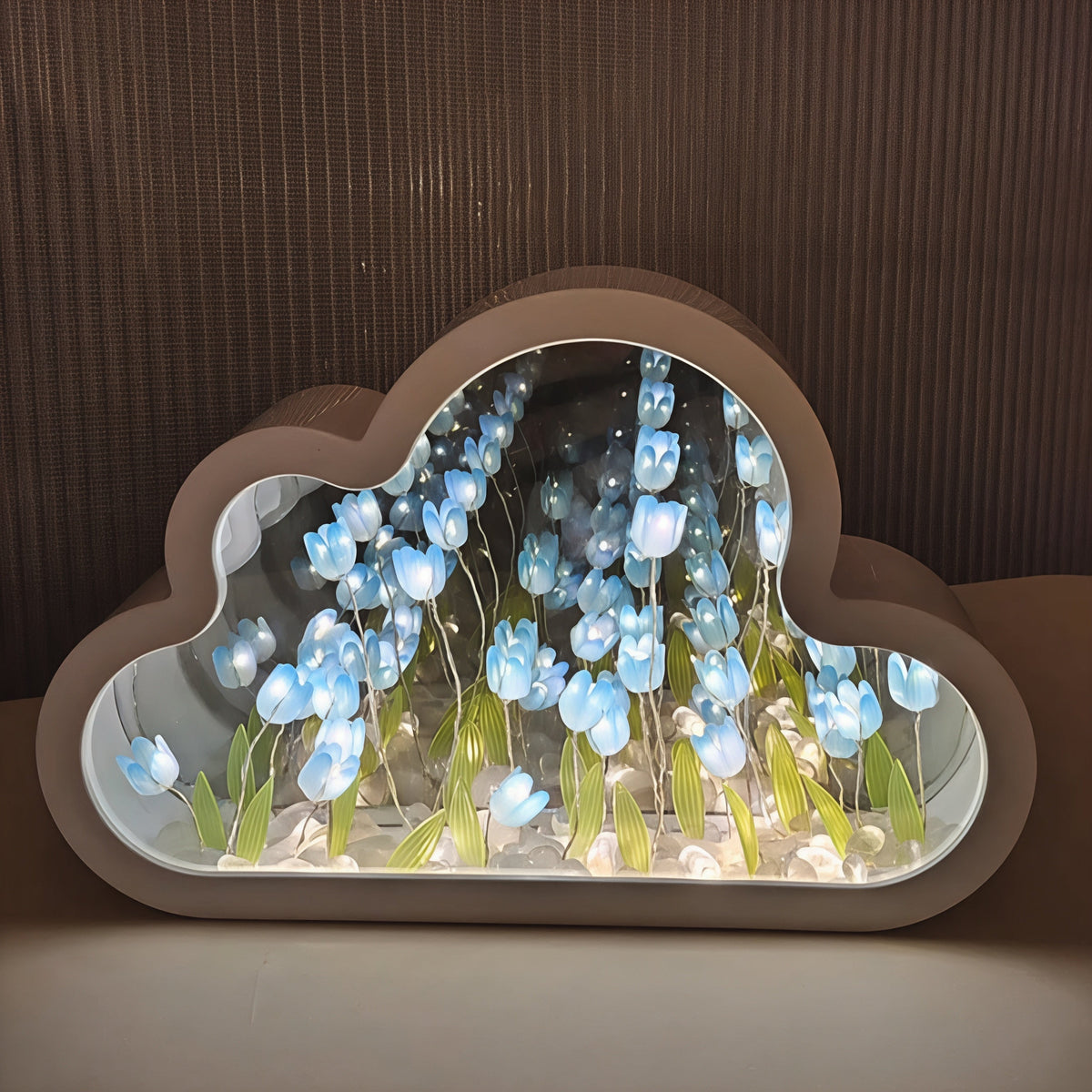LED Infinity Lamp with Floral Design – Compact and Elegant
