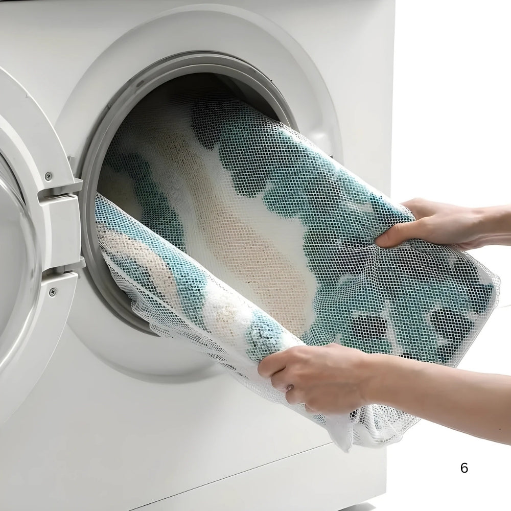 Coastal Waves Plush Bath Mat for Ultimate Comfort