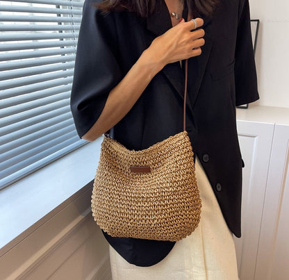 Chic Bohemian Shoulder Bag | Handmade Design | Stylish and Sustainable