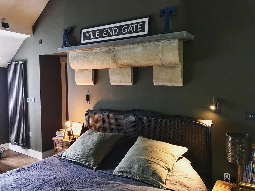 Contemporary Wall-Mounted Bedside Lamp with Adjustable LED Light