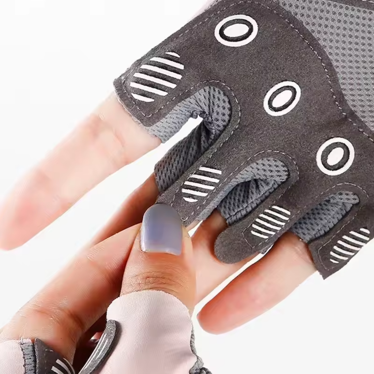 Breathable Weightlifting Gloves with Enhanced Grip for Sports