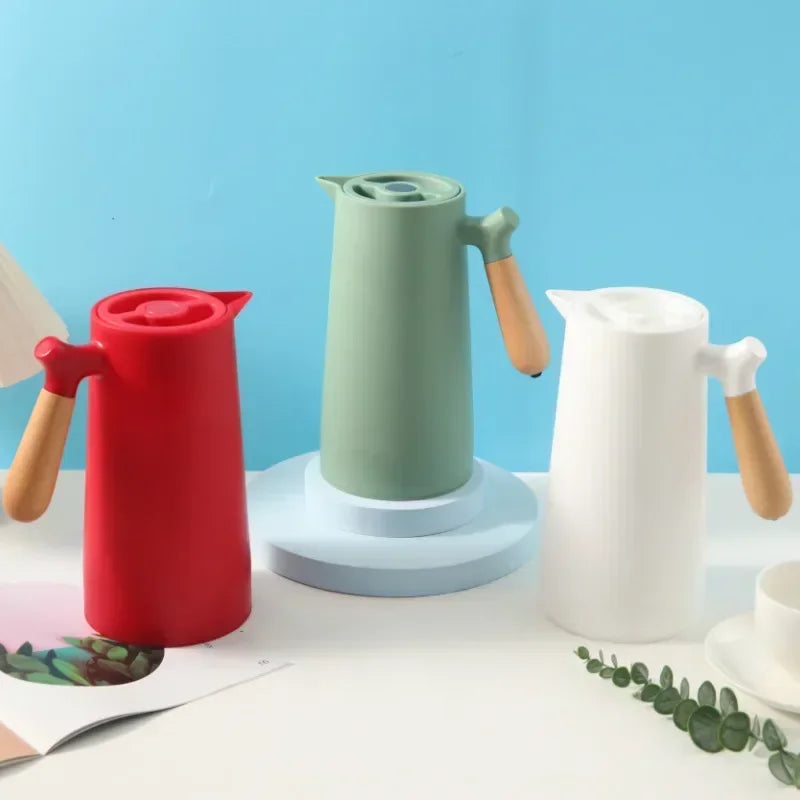 Stylish Thermal Bottle with Long-Lasting Heat and Cold Insulation