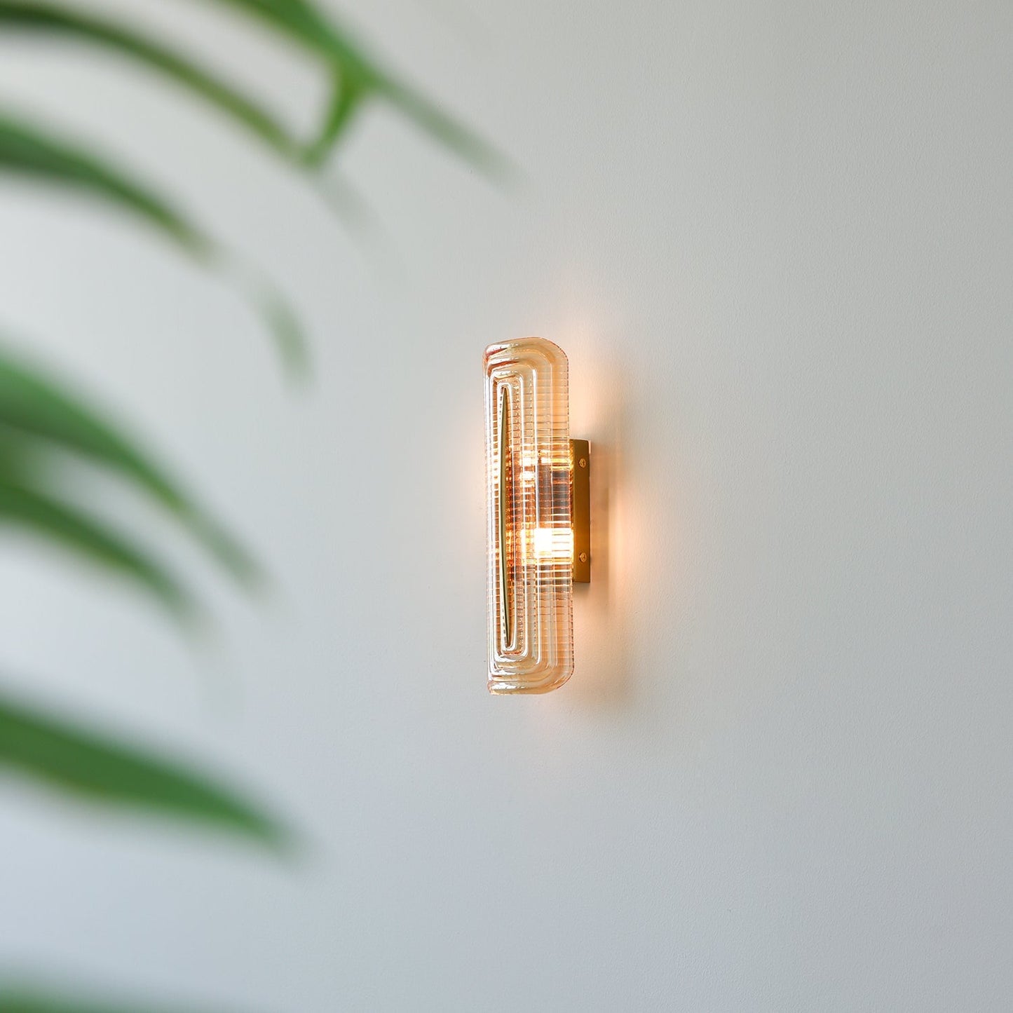 Textured Glass Design Wall Sconces for Elegant Lighting