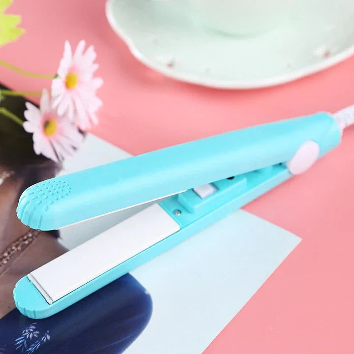 Compact Hair Styler | 2-in-1 Curling and Straightening Tool
