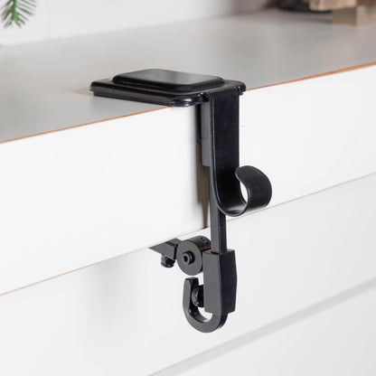 FestiveSafe Holder – Effortless Holiday Decor without Damage