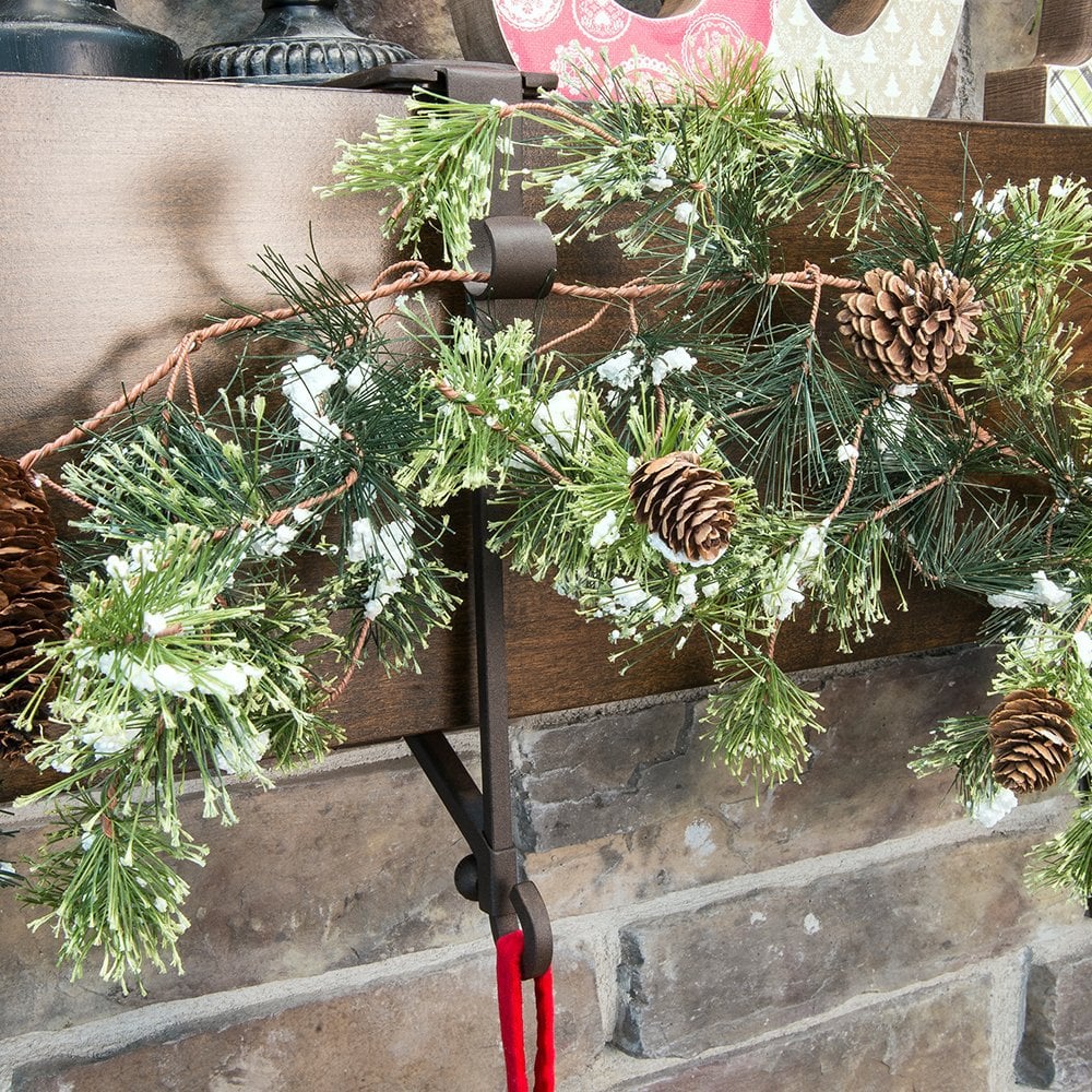 FestiveSafe Holder – Effortless Holiday Decor without Damage