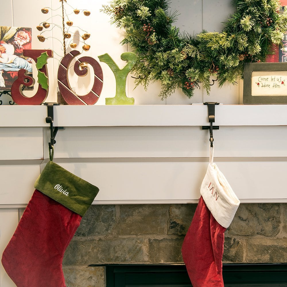 FestiveSafe Holder – Effortless Holiday Decor without Damage