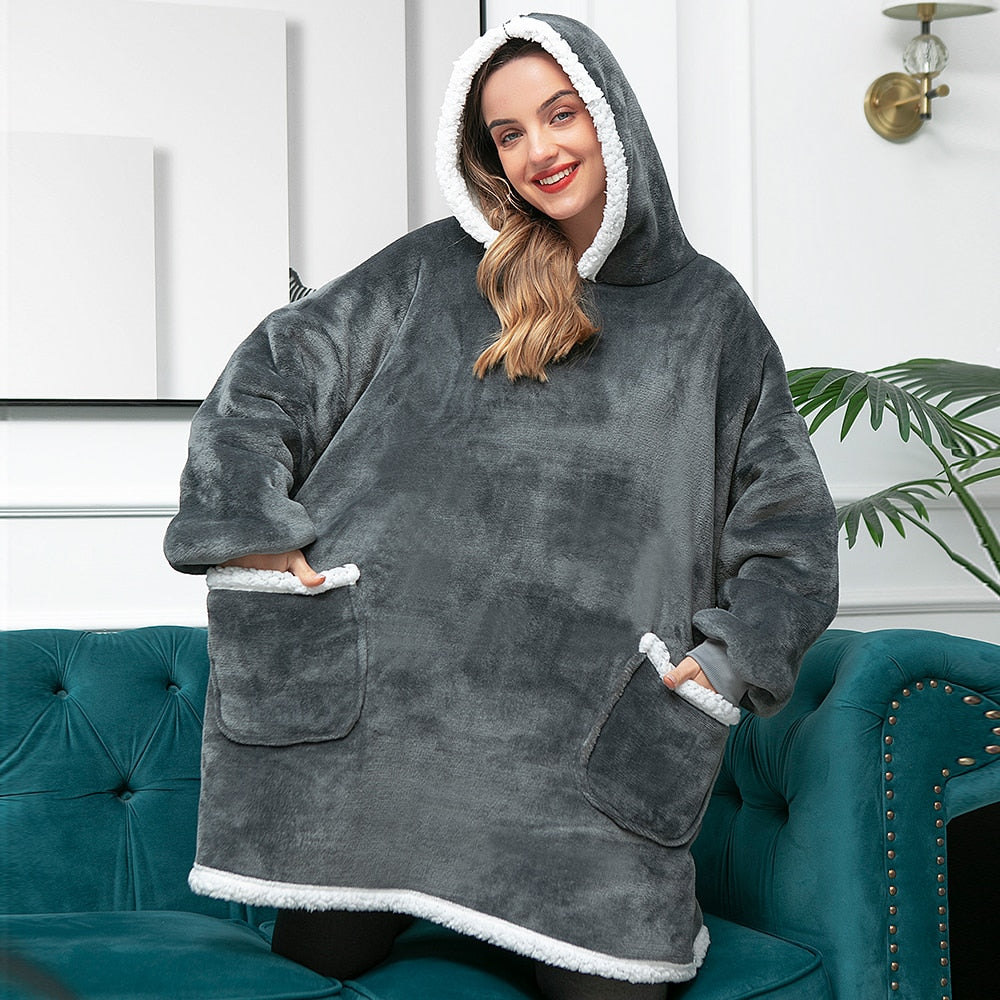 Soft Fleece and Wool Hooded Blanket for Home Comfort and Warmth