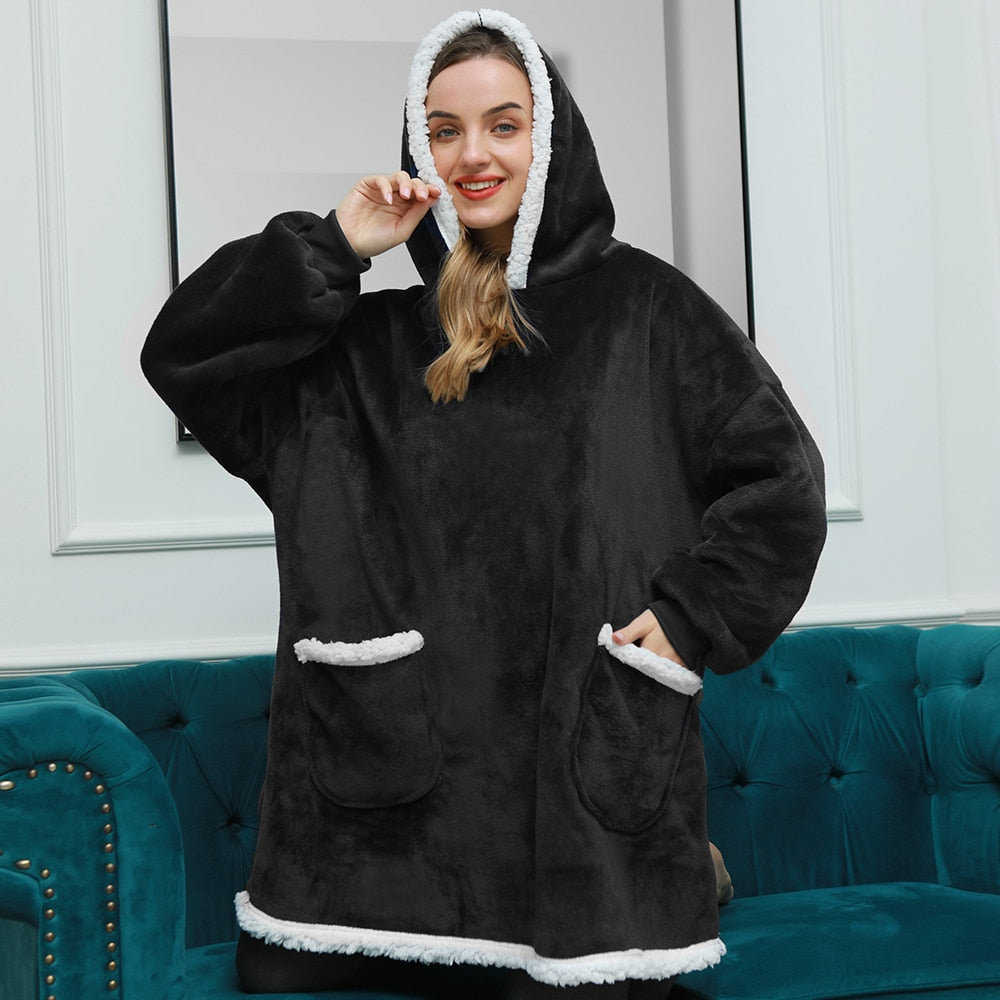 Soft Fleece and Wool Hooded Blanket for Home Comfort and Warmth
