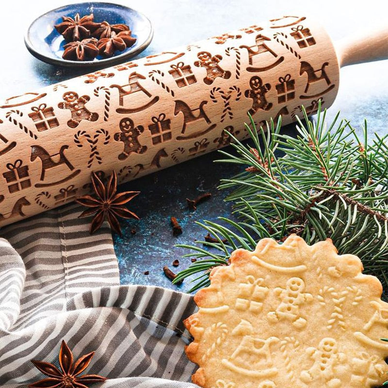 Wooden Rolling Pin with Christmas Design | Handmade Beechwood