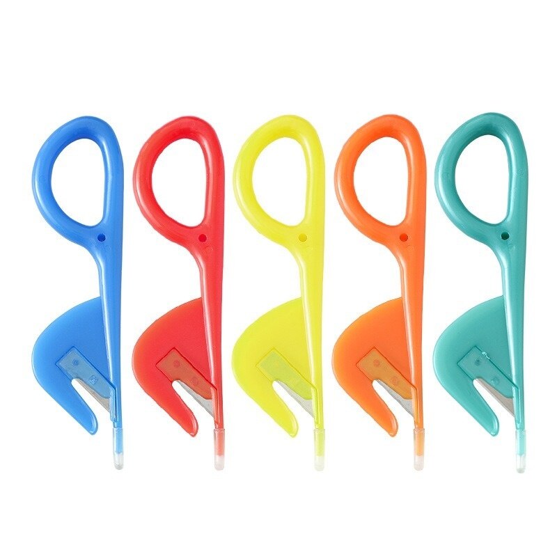 Easy Fish Cleaning Tool for Seafood Preparation