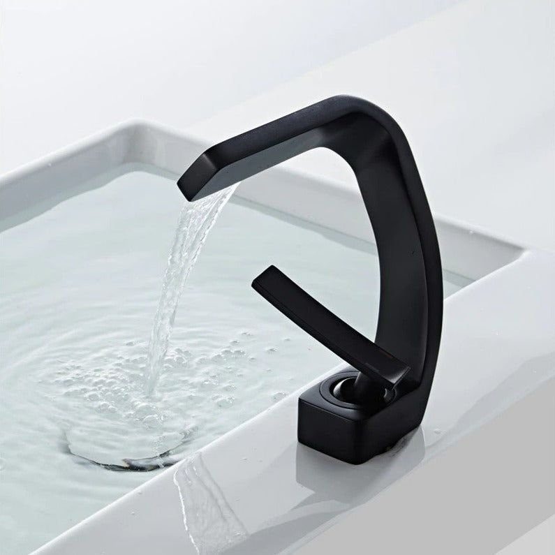 Contemporary Kitchen Tap with Stylish Design