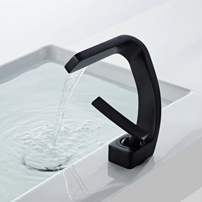 Contemporary Kitchen Tap with Stylish Design