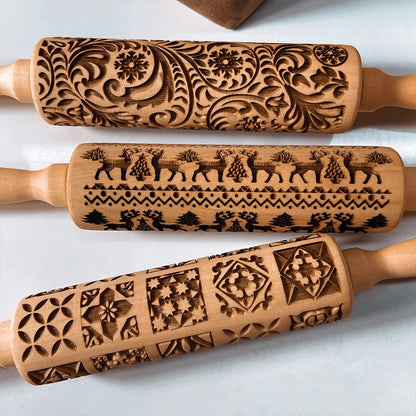 Wooden Rolling Pin with Christmas Design | Handmade Beechwood