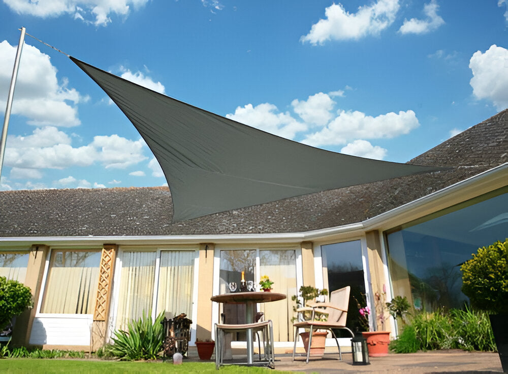 UV Protection Sunshade – Water-Resistant for Balcony, Garden, or Terrace (Triangle or Square)