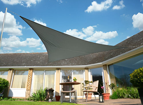 UV Protection Sunshade – Water-Resistant for Balcony, Garden, or Terrace (Triangle or Square)