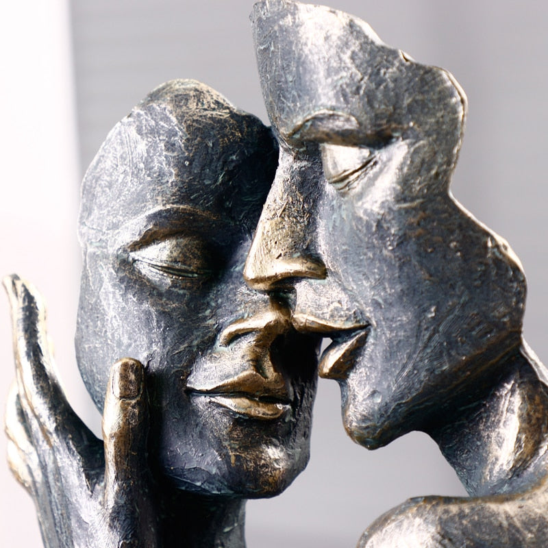 Sculpture of Unity Taalita – Elegant Art Ensemble Piece