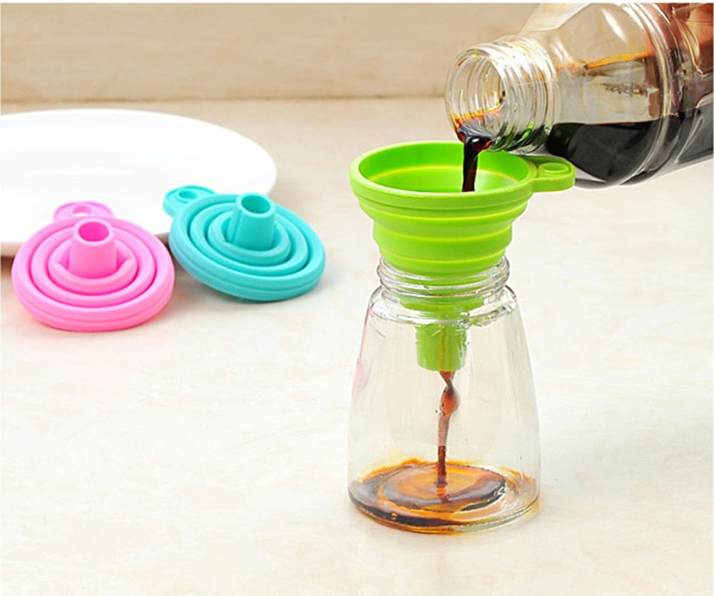 Foldable Kitchen Funnel for Easy Pouring and Storage