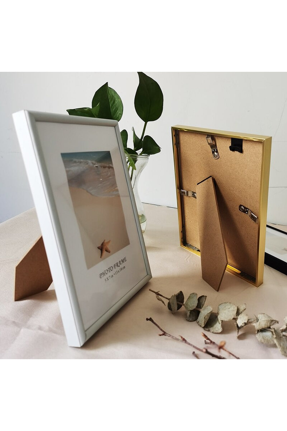 Photo Frame in Aluminum Material