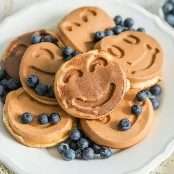 JoyFlip — Effortlessly Flipped Smiley Pancakes for Happy Mornings